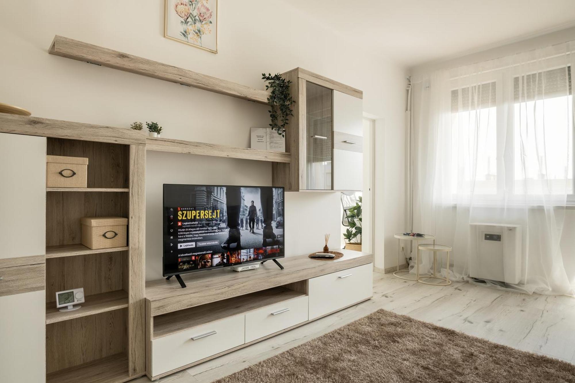 דברצן Malompark Apartman With Free Parking מראה חיצוני תמונה