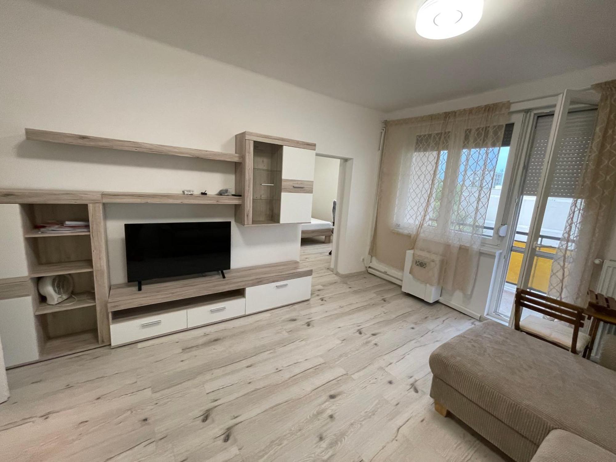 דברצן Malompark Apartman With Free Parking מראה חיצוני תמונה